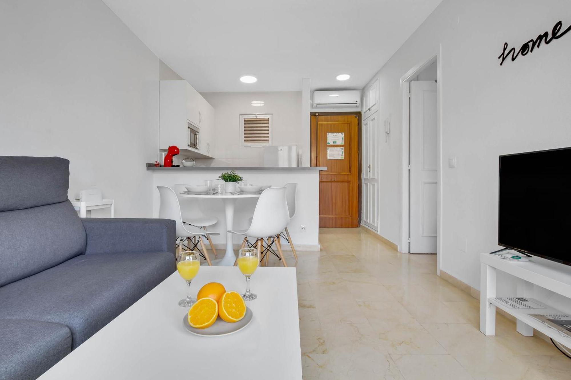 Vistamarina B 210 By Ivi Real Estate Apartment ตอร์เรโมลิโนส ภายนอก รูปภาพ